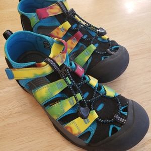 Keen Big Kid 7 Sandals